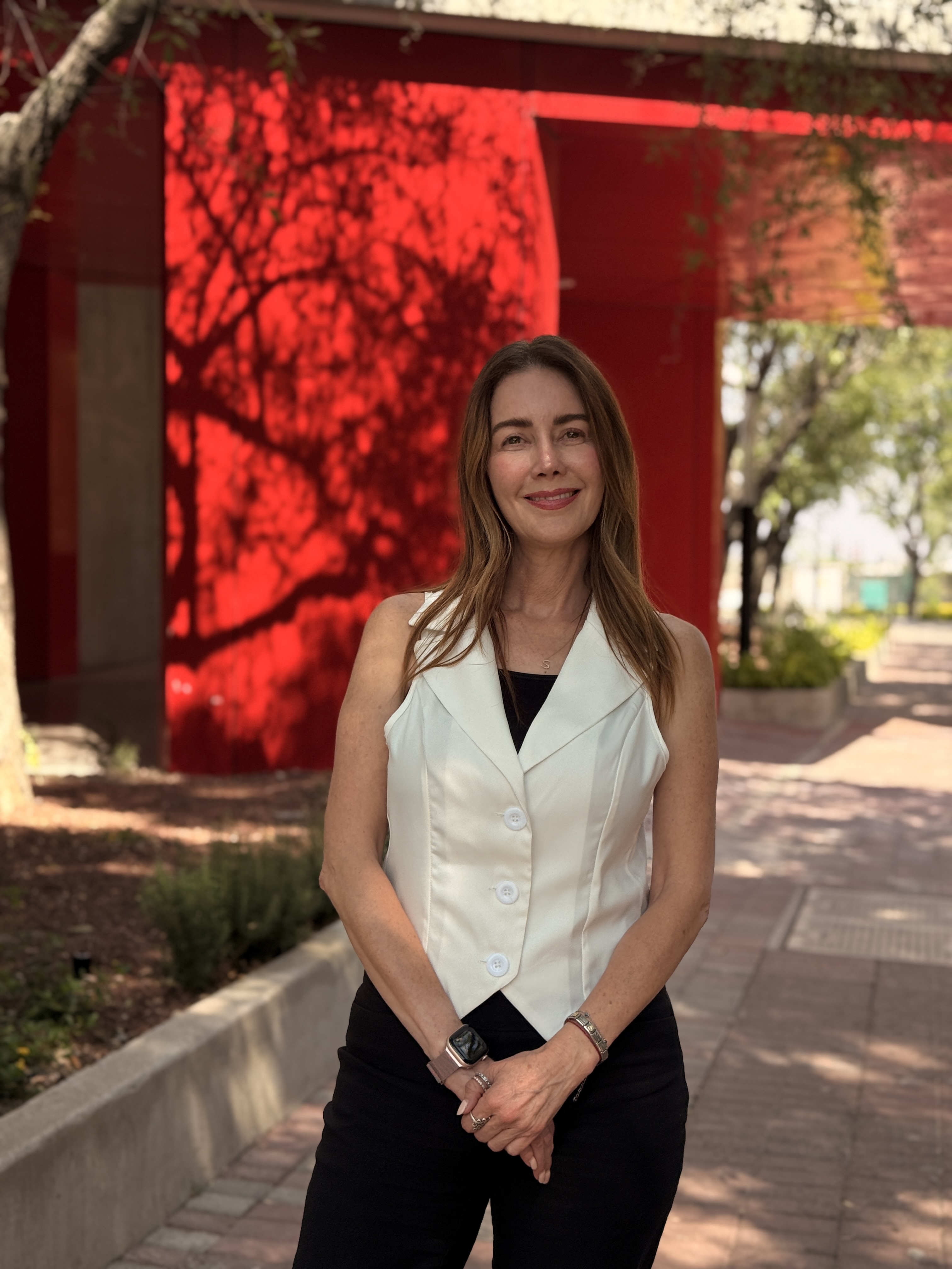 Dra. Sindri Ramos, coordinadora de posgrados en la Universidad Iberoamericana León